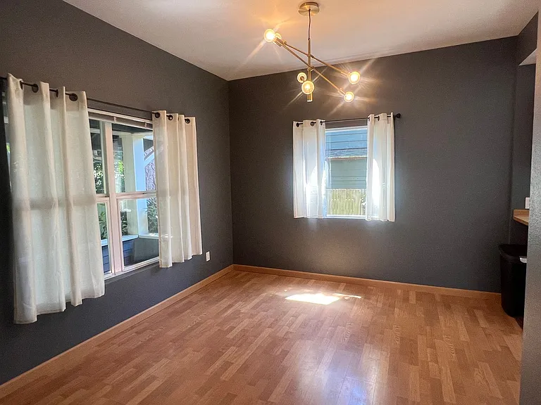 3007 Peabody St — Photo 6