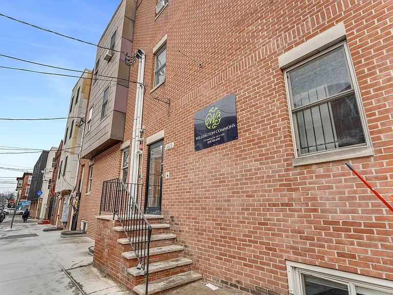 1623 N Willington St #D1 — Photo 15