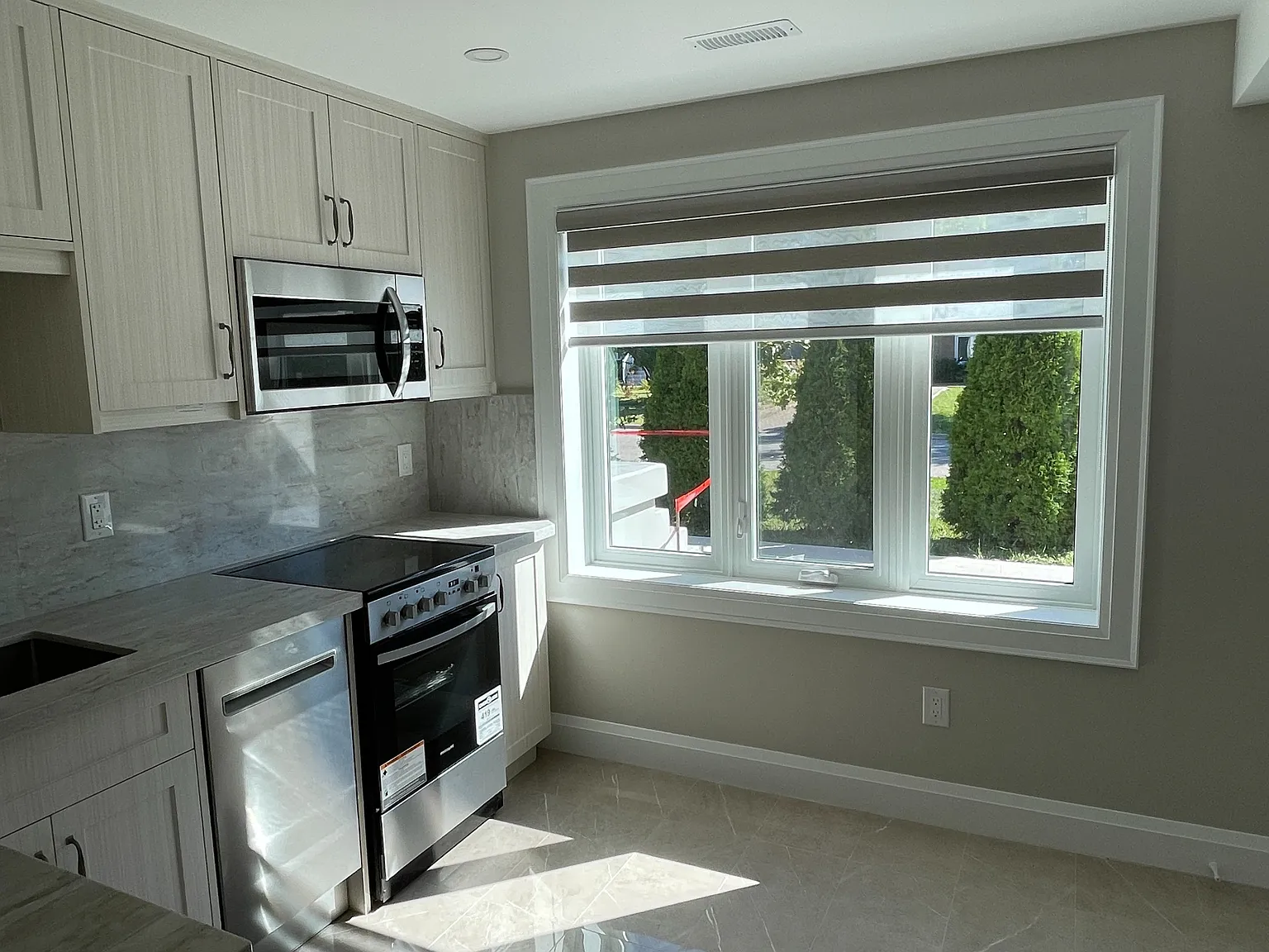2 bed, $2,290 — Photo 4
