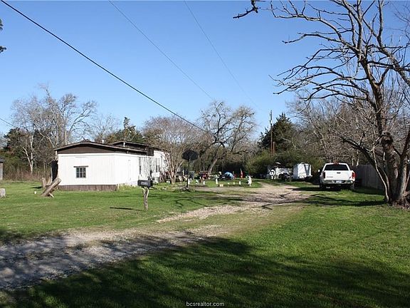 2nd image of 1612 Una Ave