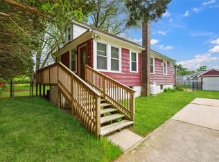 80 Diana Dr, Mastic Beach, NY 11951