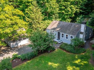 328 Old Branchville Rd, Ridgefield, CT 06877