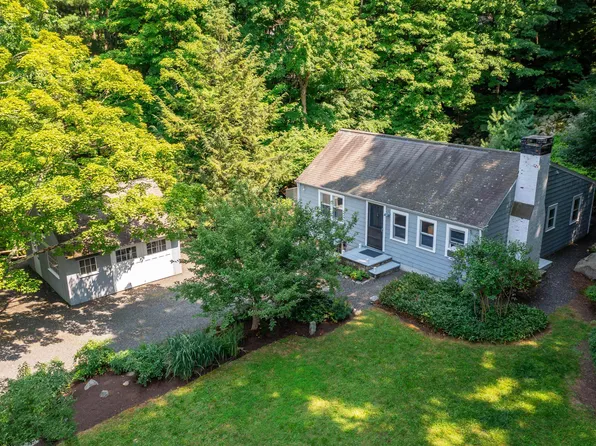328 Old Branchville Road, Ridgefield, CT 06877