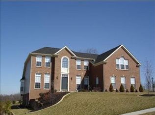 8300 Sharalyn Dr, Bridgeville, PA 15017