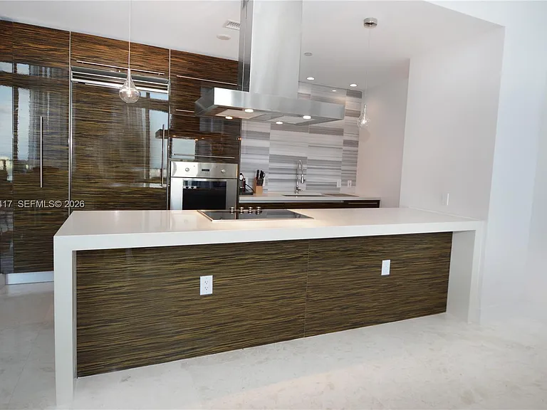 1100 Biscayne Blvd #6104 — Photo 9