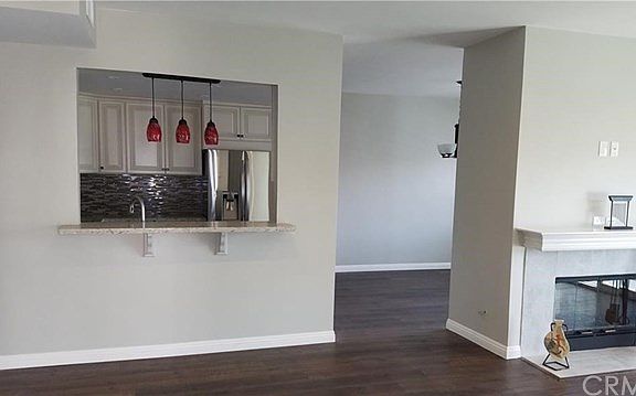5th image of 446 Monterey Blvd #2