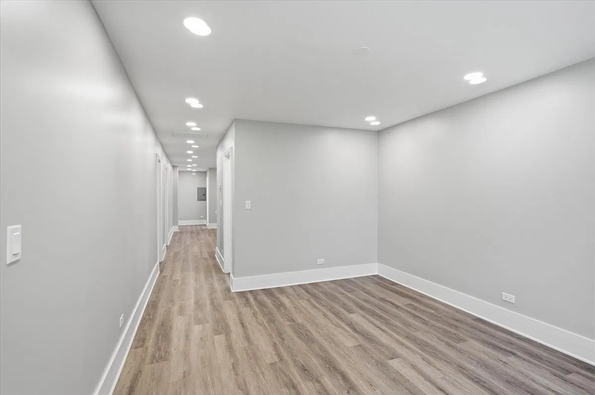 3 bed, 2.0 bath, 1750 sqft, $3,495 — Photo 4