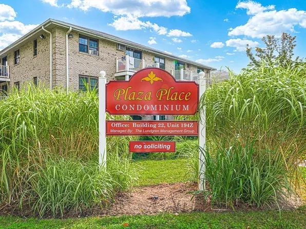16 Kenmar Dr Unit 136, Billerica, MA 01821