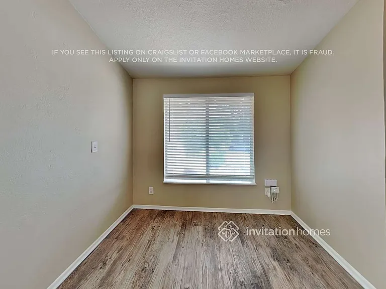2804 La Praix St — Photo 8