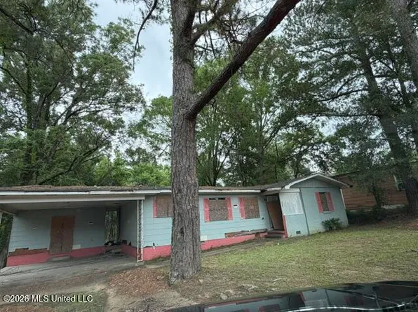 744 W McDowell Rd, Jackson, MS 39204