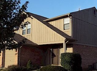 1907 Allenway Ct #1, Rochester Hills, MI 48309