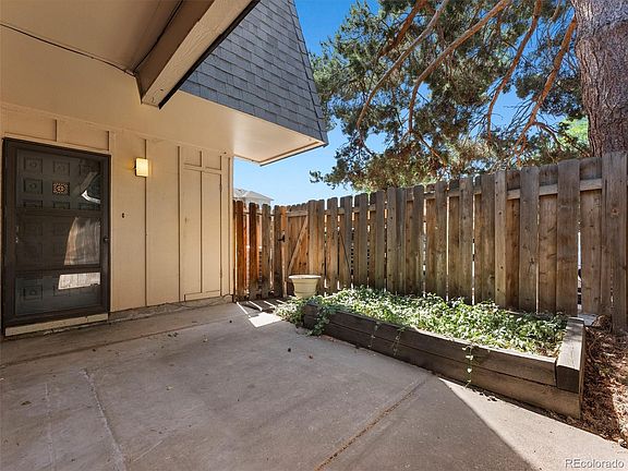 4th image of 7995 E Mississippi Avenue #D7