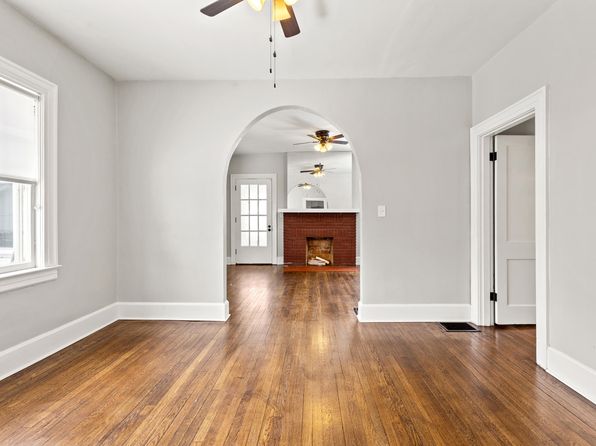 lexington-kentucky-77559438 picture