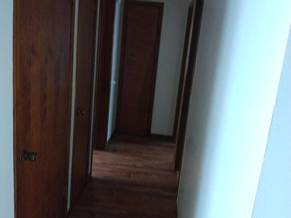 3rd image of 112 Cherylwood Dr