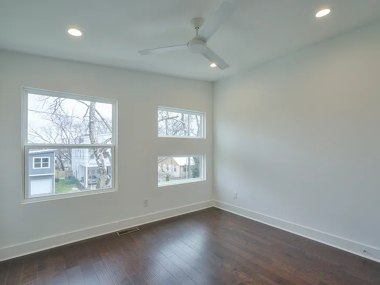 2411A Middle St — Photo 10