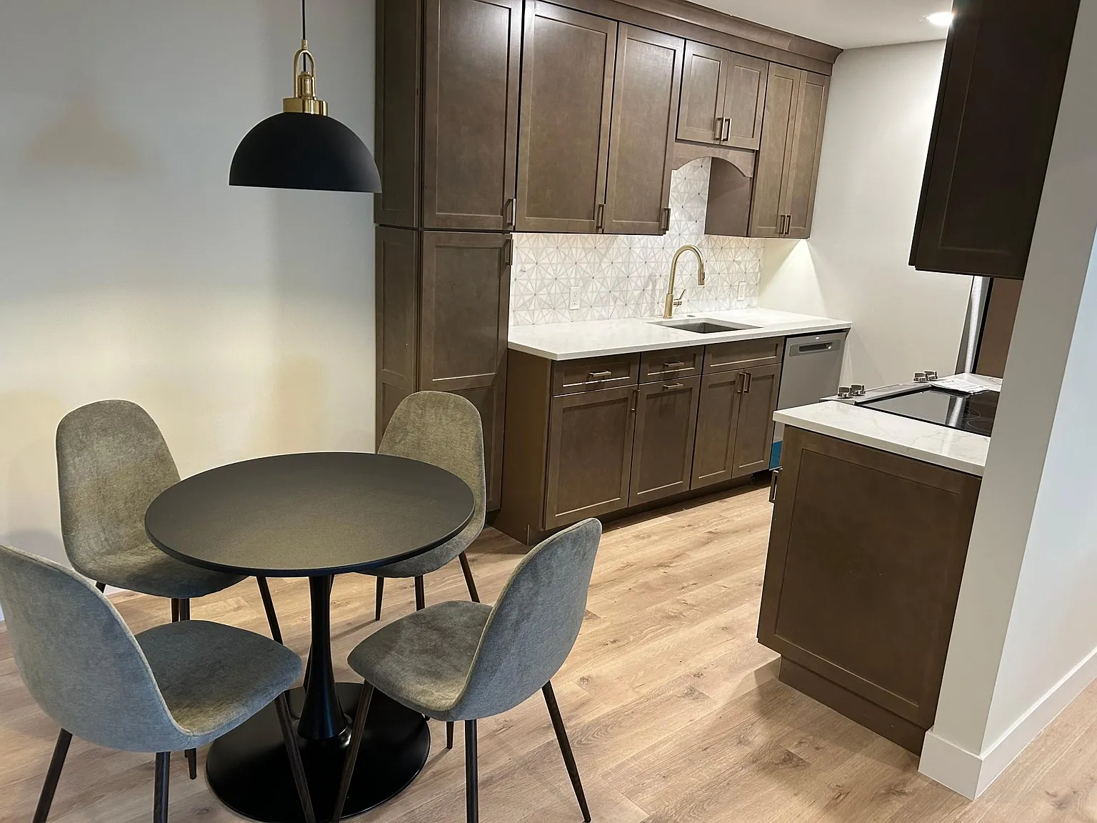 998 W Beaver Creek Blvd — Photo 3