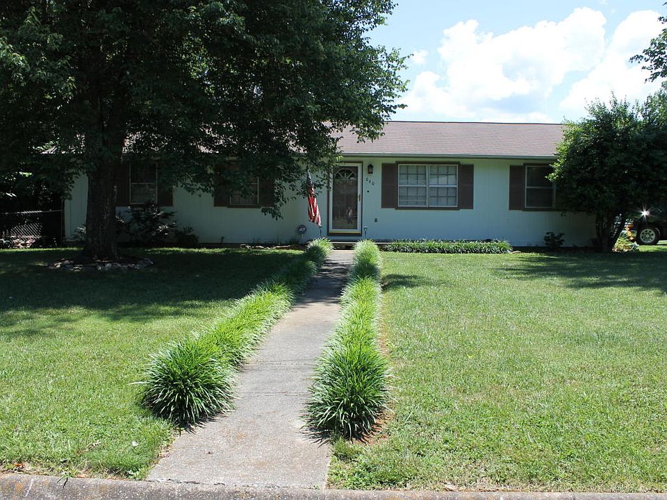 1st image of 640 Blueberry Ln