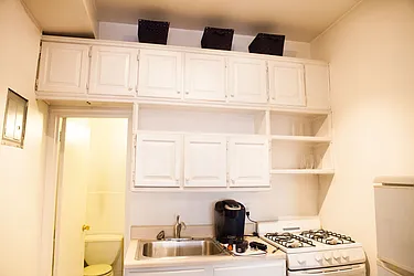 Rented by Roselyn  Fortuna LLC