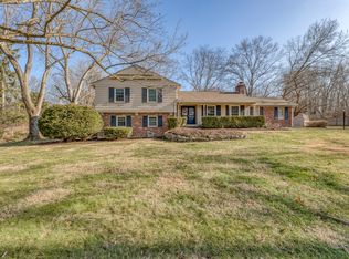 3821 Cranbrook Dr, Indianapolis, IN