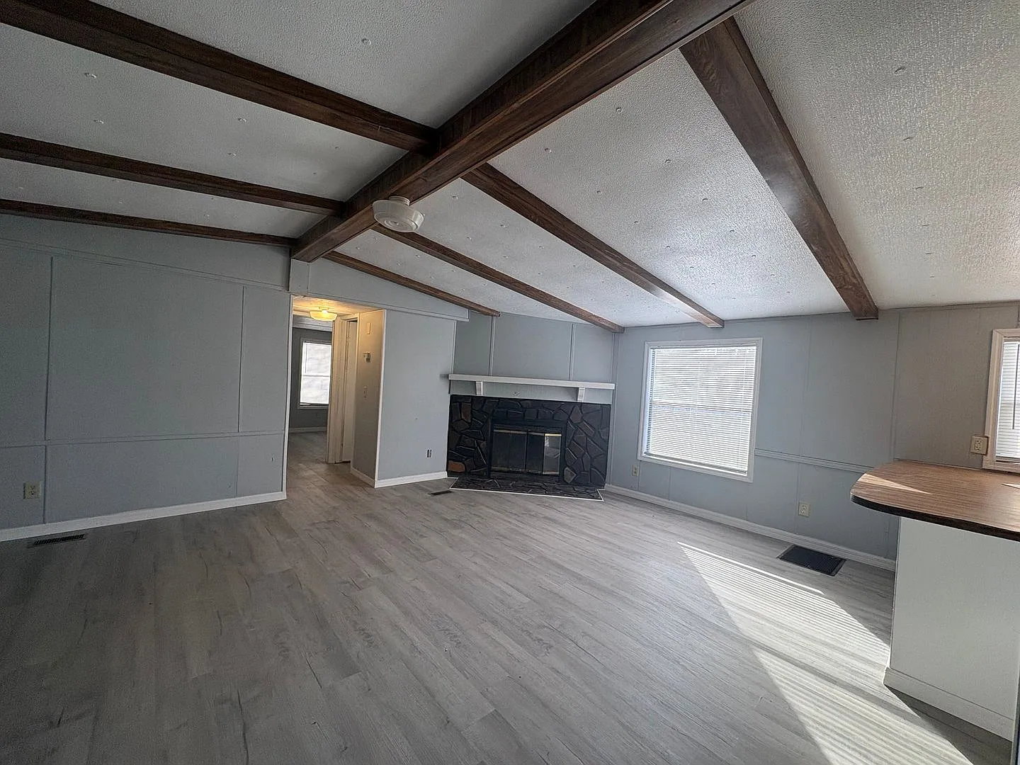 3bed/2bath home ready now!! rent $1650/mo — Photo 3