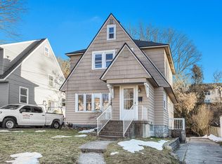 420 Cedar St NE, Grand Rapids, MI 49503