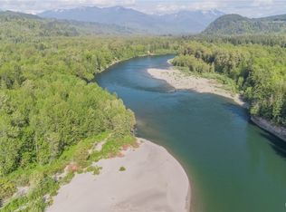 7536 N Center Ct, Concrete, WA 98237