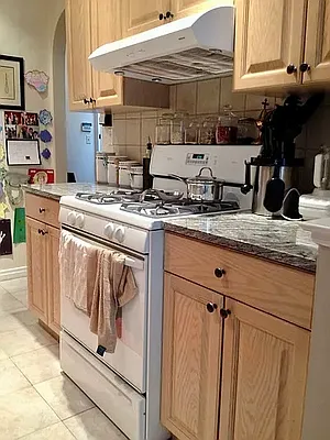 Rented by Daniel Gale Sotheby's International Realty | media 10