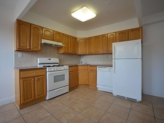 5th image of 24-47 44th St #G3