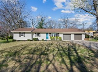 9712 Pennsylvania Ave, Kansas City, MO 64114