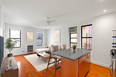 1264 Amsterdam Avenue 3D image 2 of 8