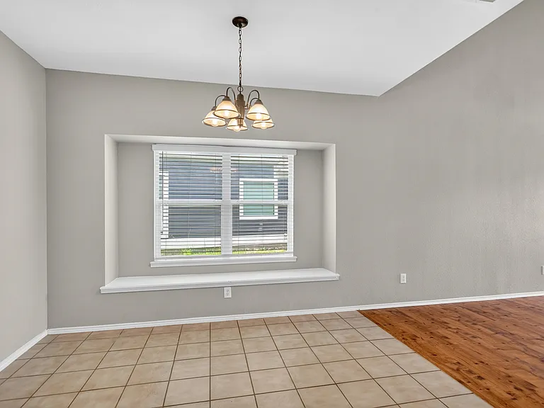 9787 Old Field Dr — Photo 14