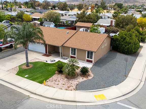 3rd image of 27797 Sun City Blvd