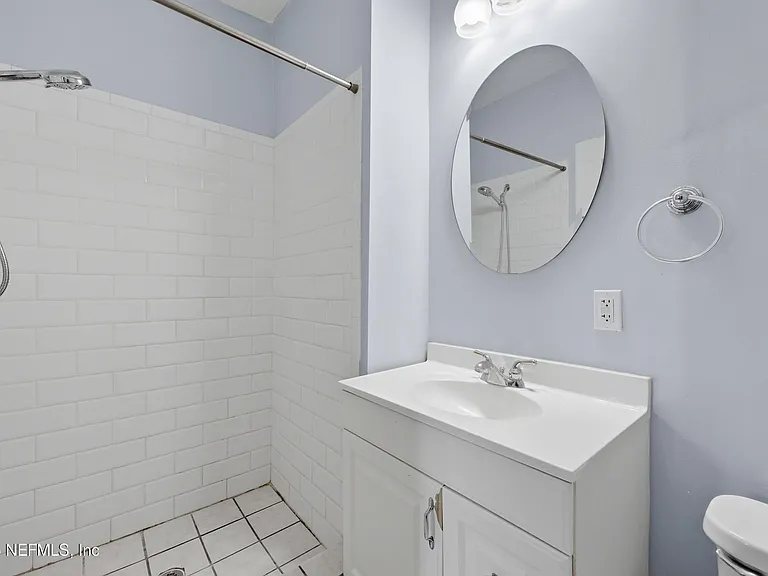 3649 Walsh St — Photo 9