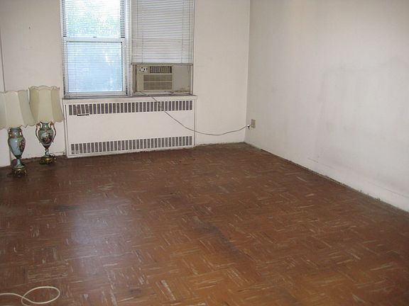 5th image of 69-10 108th St APT 6K