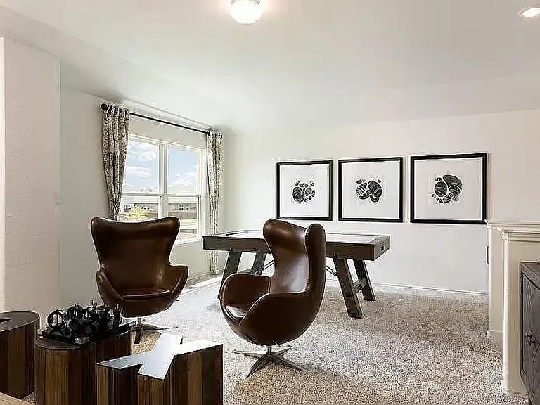 1005 Bluewood Bnd — Photo 2