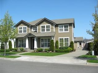 34912 Rhododendron Dr SE, Snoqualmie, WA 98065