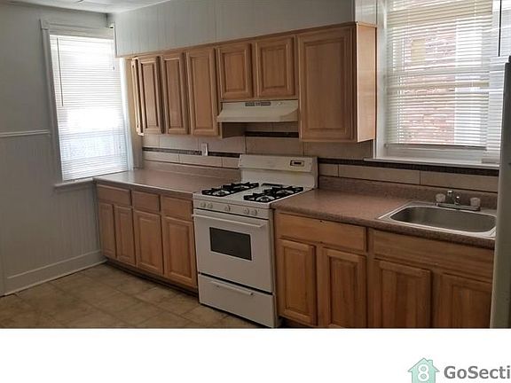 3rd image of 5620 Osage Ave