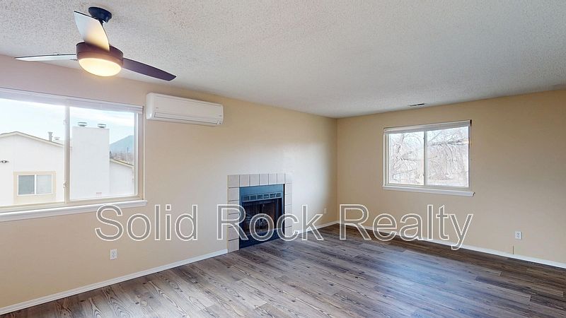 1st image of 1845 Zebulon Dr APT B