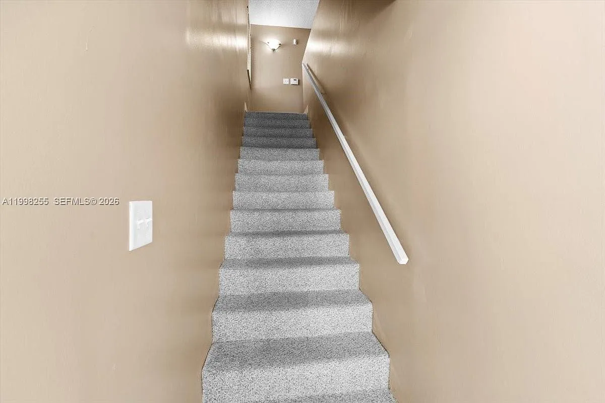 Oakland Forest Club Condo — Photo 2