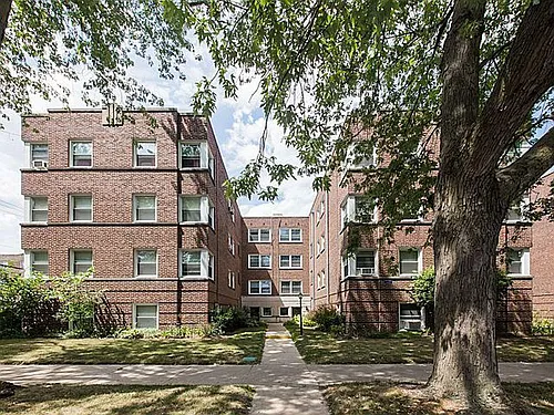 7230 N Claremont Ave #2I Photo 1
