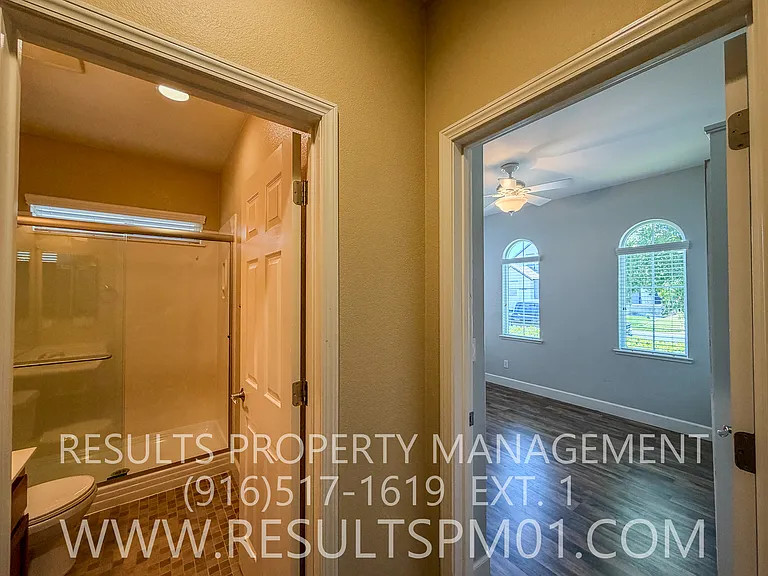 2425 Foxcroft Cir — Photo 5