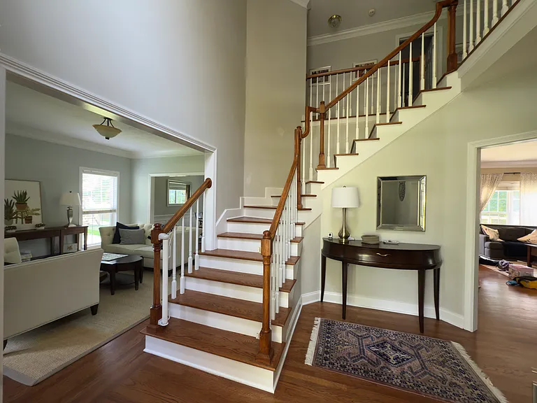1108 Winterberry Ln — Photo 6