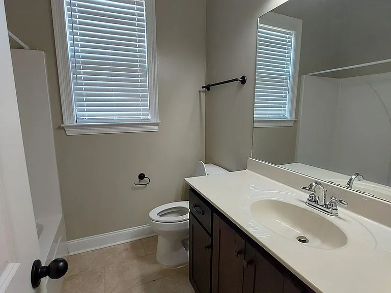 5285 Hurt Rd — Photo 19