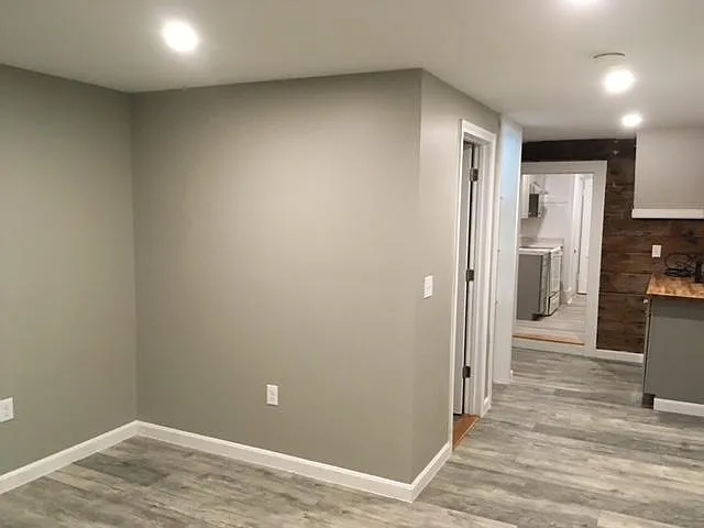 1025 Main St — Photo 3