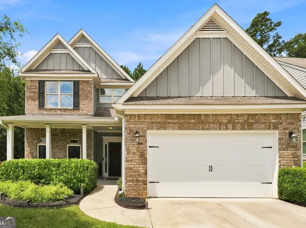 697 Rockingham Dr, Lithia Springs, GA 30122