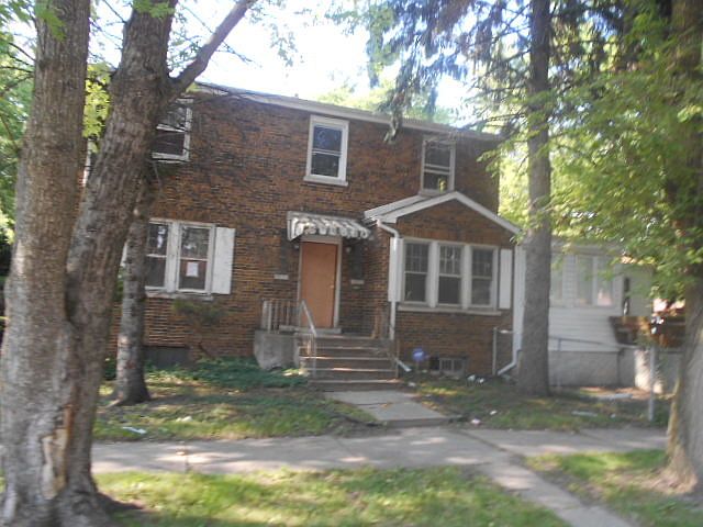 1st image of 14139 S La Salle St