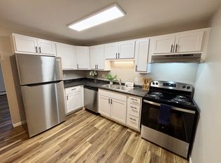 17 Capitol View Ter APT 1, Madison, WI 53713