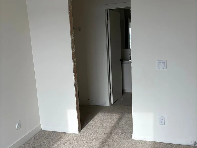 16 Melbourne Ave #307-A — Photo 13