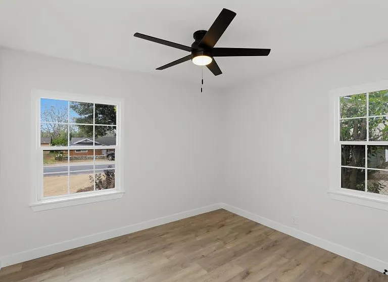 32568 Kentucky St — Photo 5