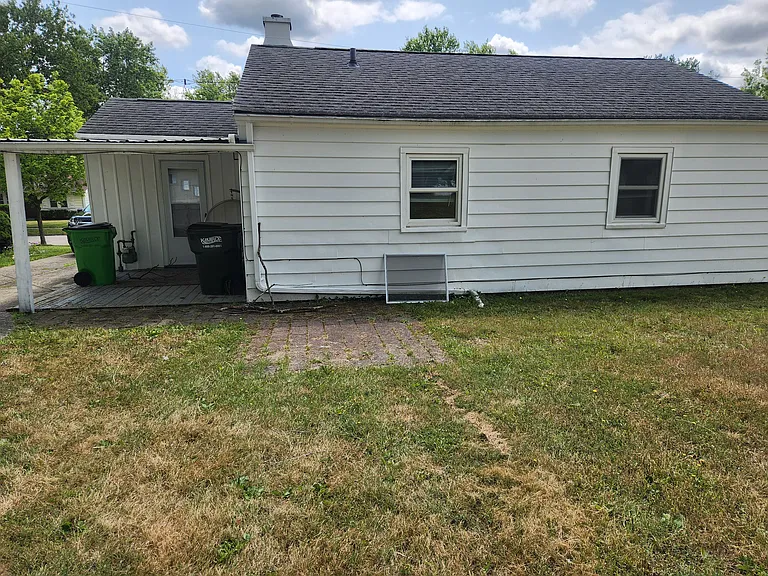 33 Ledgewood Dr — Photo 18